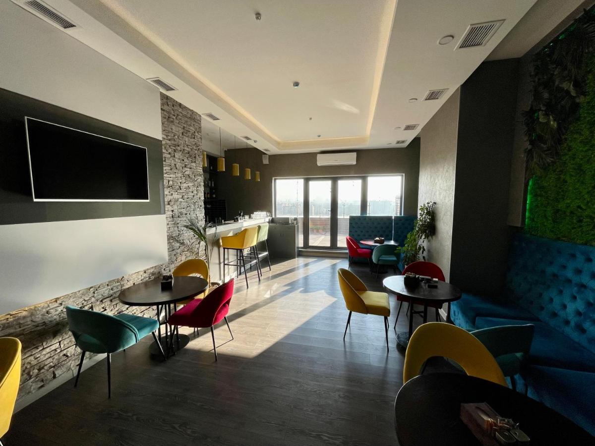 Terrasse Hotel & Bar بيشكيك المظهر الخارجي الصورة
