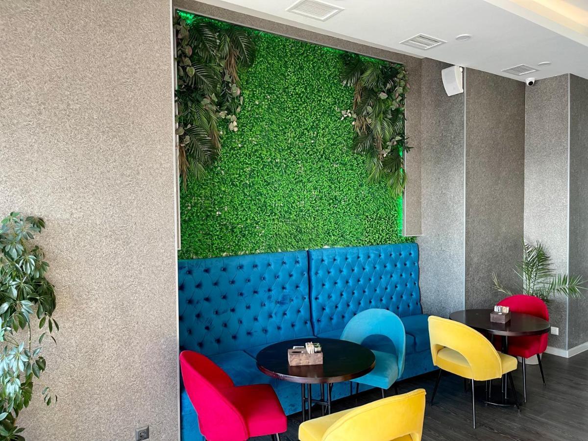 Terrasse Hotel & Bar بيشكيك المظهر الخارجي الصورة