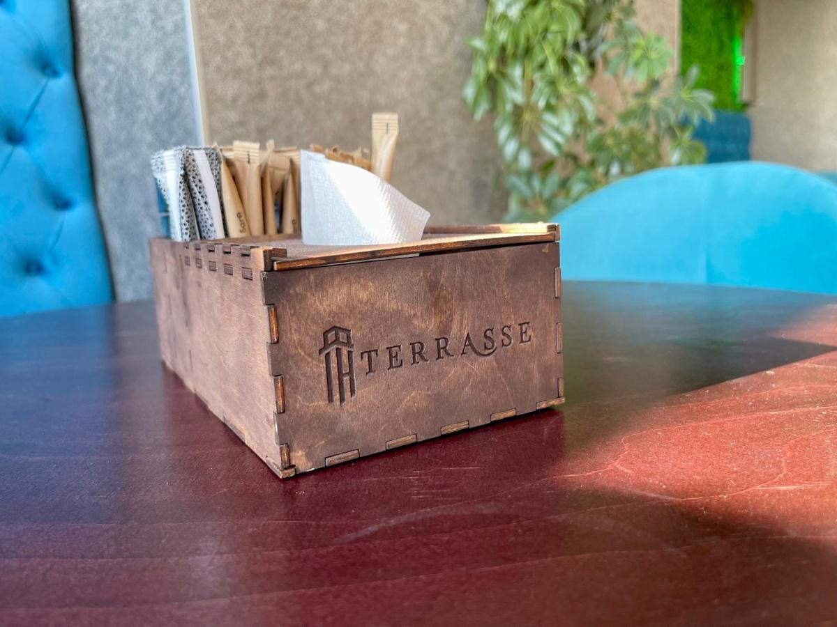 Terrasse Hotel & Bar بيشكيك المظهر الخارجي الصورة